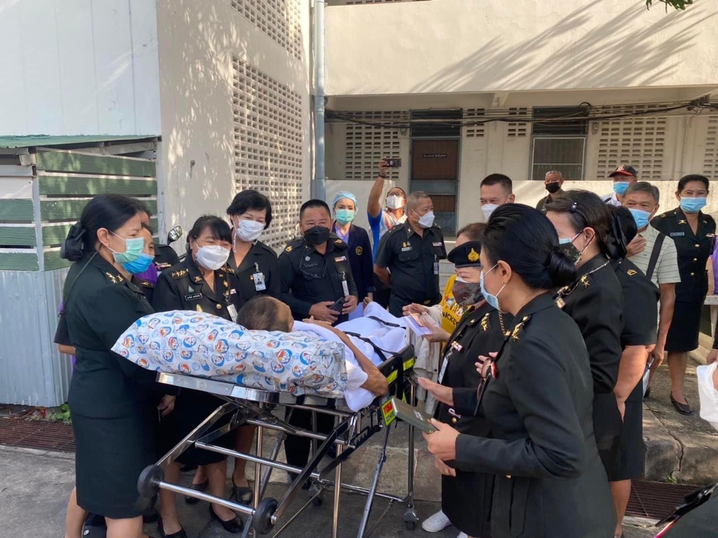 บริการรถพยาบาลเอกชน